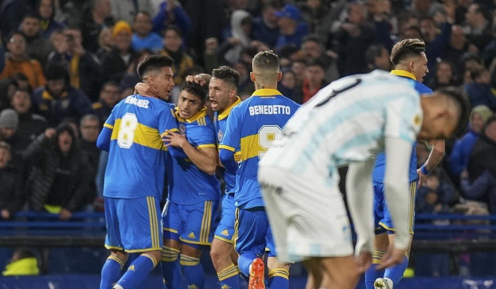 Boca Le Gan Al L Der Con Pol Mica Y Le Dio Una Manito A Varios