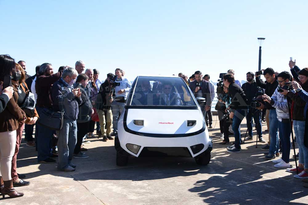 Presentaron en Posadas el primer auto eléctrico 100 misionero