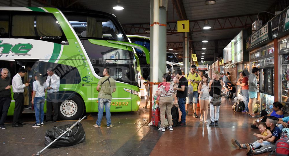 Cuánto cuesta el pasaje de colectivo entre Posadas y Buenos Aires en