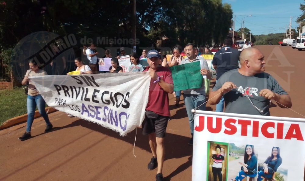 Marcha En San Antonio Por El Doble Femicidio De Gabriela Y Débora