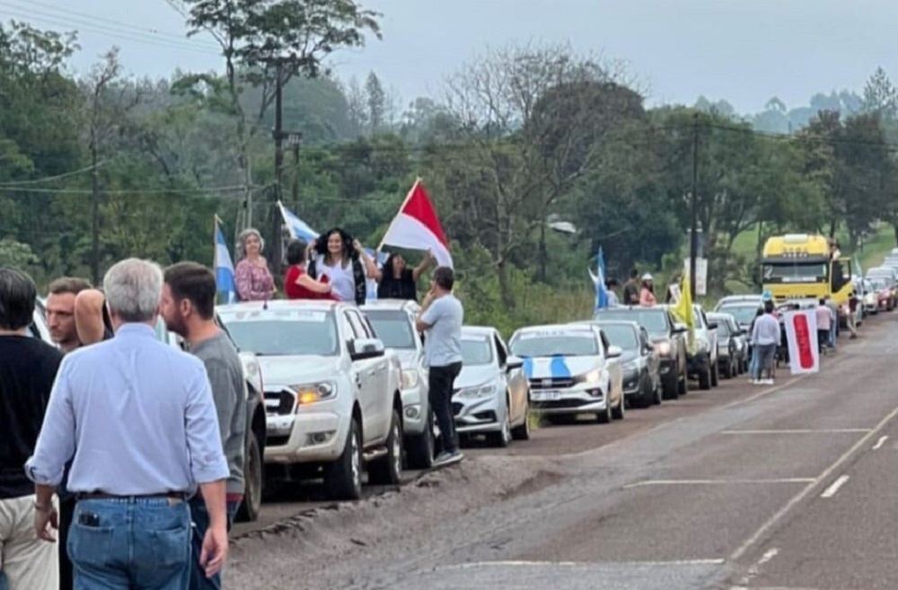 Con una caravana de tres d as por toda la provincia JxC cerr su