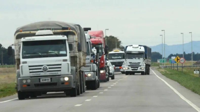 Atención camioneros: “El Gobierno no eliminó el LINTI”