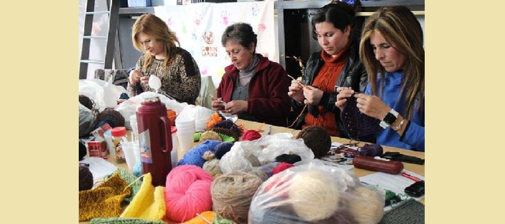 Tejedoras entregarán mantas hechas a mano a bebés recién nacidos en el Pediátrico