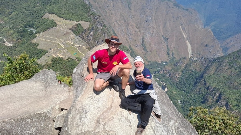 Misioneros recorrieron el milenario legado inca a bordo de un Renault 12