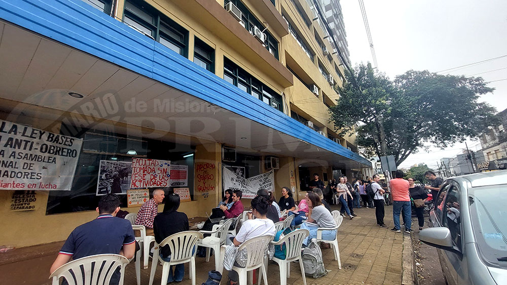 La toma de la Facultad de Humanidades no afecta el dictado de clases