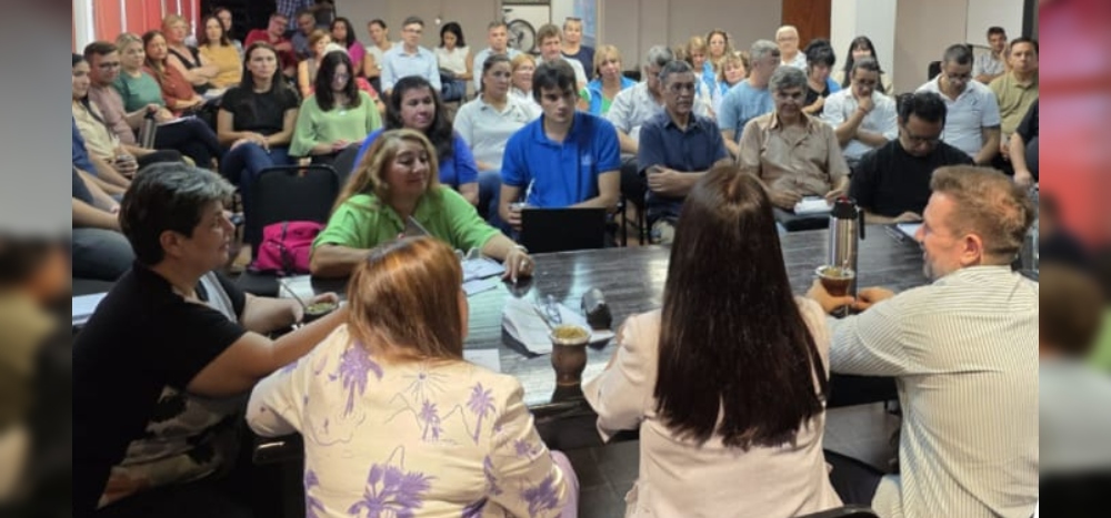 Chemes defendió el trabajo de la mesa paritaria docente: “No es que vamos a tomar mate y comer chipita”